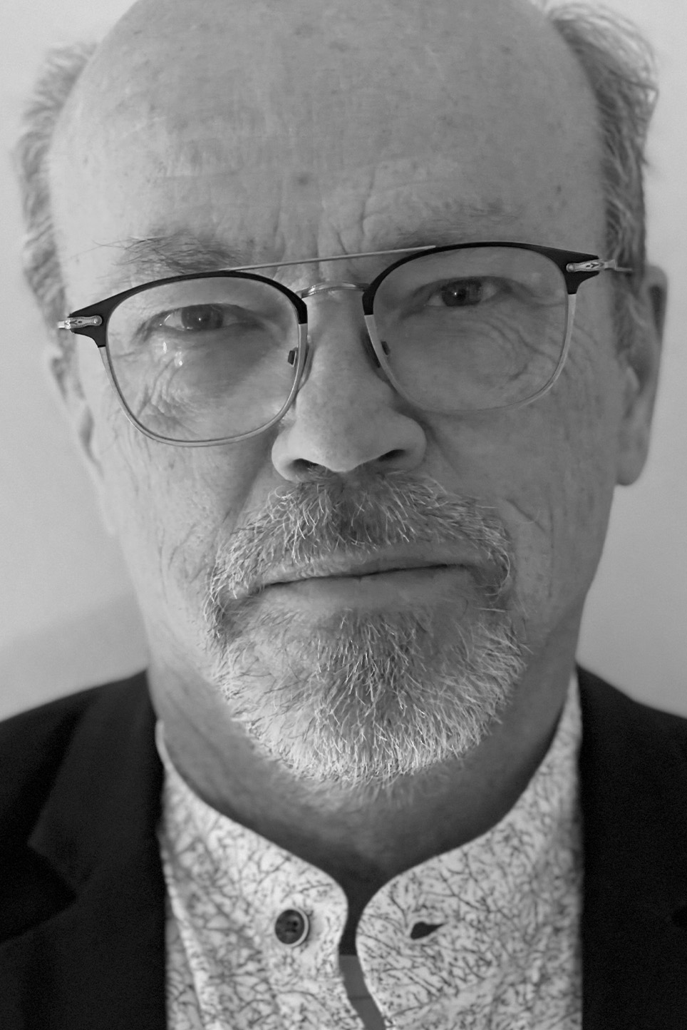 Professor Roger Henriksson